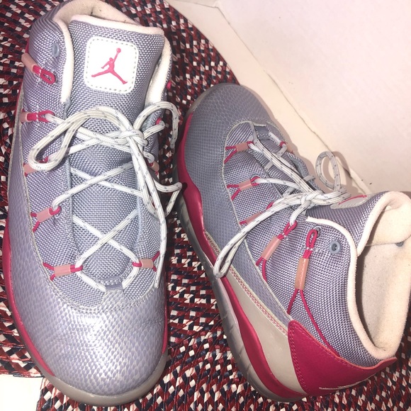 Air Jordan v w sneakers. for youth - Picture 7 of 10